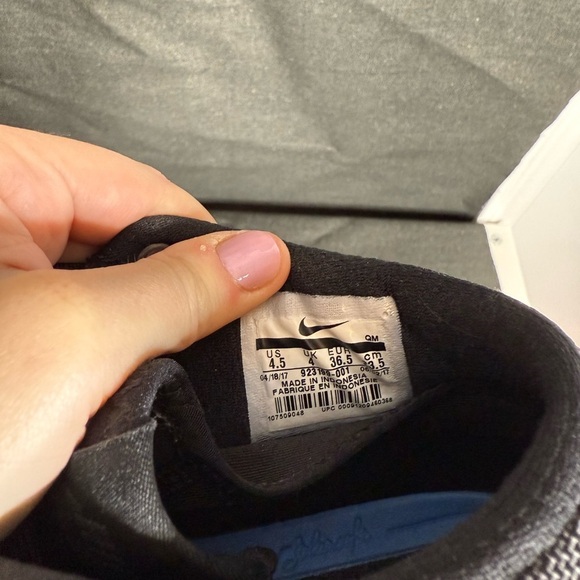 Nike - 2017 Black Leather SB mid sneakers - US Men’s 4.5 / Women's 6 - Picture 5 of 9